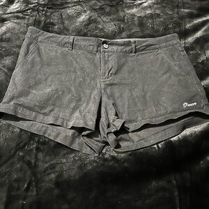 Dixxon chino shorts